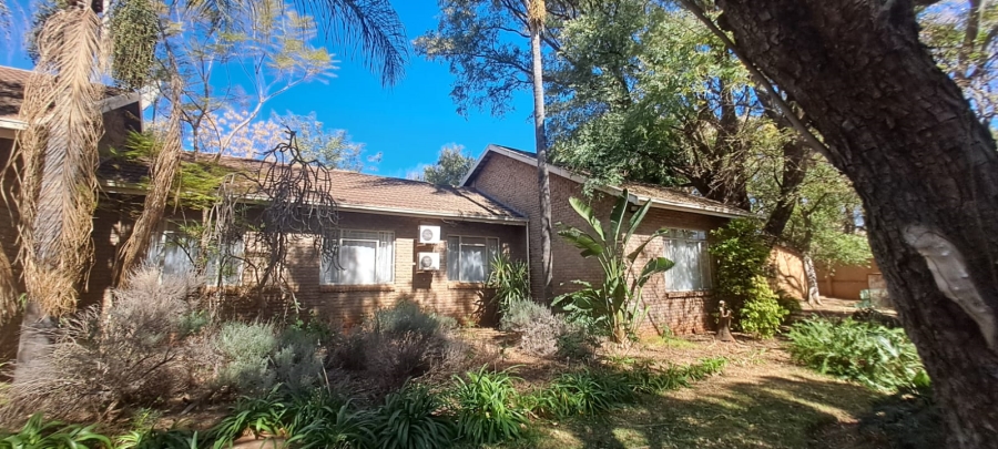4 Bedroom Property for Sale in Boschfontein A H North West